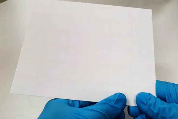 陶瓷激光划痕丨激光分板案例(图2)