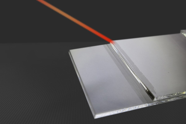 超声波焊接塑料的替代方案——塑料激光焊接(图2)